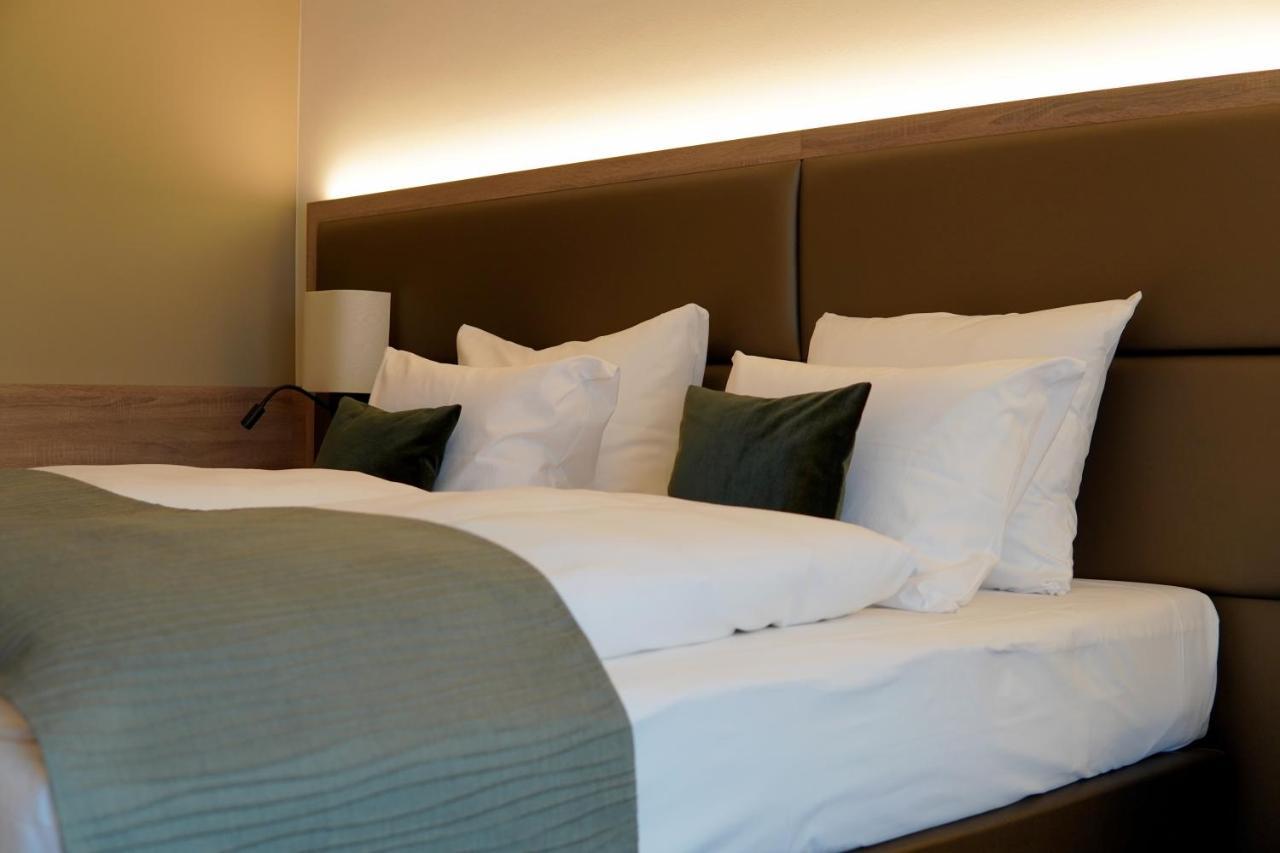 Flair Park Hotel Ильсхофен Экстерьер фото